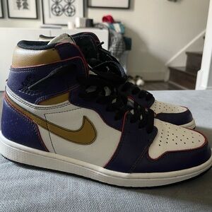 Nike Dunk High Retro - Red, White